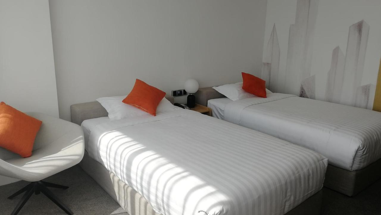 Ln Residence Changdi - New Aiqun Building - Canton Fair Free Shuttle Bus During Canton Fair Period エクステリア 写真